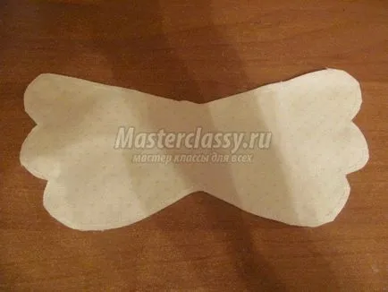 Ангел със собствените си ръце