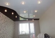 Черно участък таван снимка бял интериор, гланц и мат с модел, дизайн и цвят (снимка) таван Черно участък бяла снимка в интериора, гланц и мат с модел, дизайн и цвят