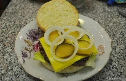Домашна бургер просто вкусна рецепта