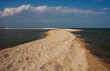 Къде да почиват през юли празник на морския бряг през юли