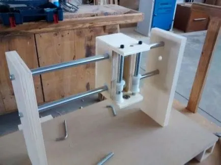 CNC машина за производство на дървена основа Ардуино