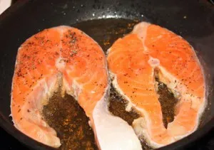 Как да се пържат в тиган сьомга вкусна reepty