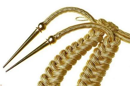 Как да шият правилно aiguillette