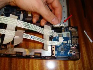 Как да разглобявате Acer 5742g (5742) и чисти от прах (ACER) Как да разглобявате Acer 5742g (5742) и чисти от прах