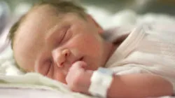 Как да приспи новородено бебе и сън правилно (затишие) Как да приспи новородено бебе и сън правилно