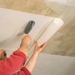 Или само pokleit тапет на тавана