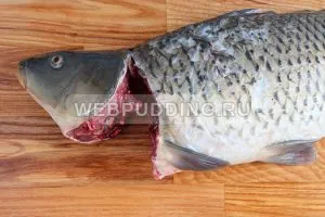 Carp пълнена с печени - рецепта със снимки, как да се готви на (готвя) Carp пълнена с печени - рецепта със снимки, как да се готви на