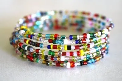 Красиви Baubles с ръцете си