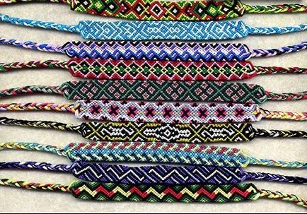 Красиви Baubles с ръцете си