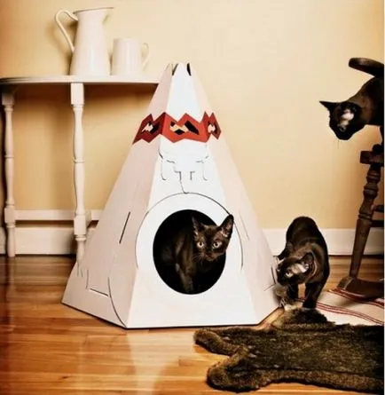 Котка Къща за аристократични котки (Cat къща за аристократични котки) Котка Къща за аристократични котки