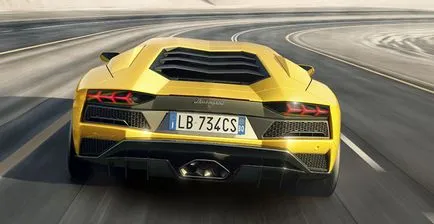 Купе Lamborghini Aventador и беше polnoupravlyaemym