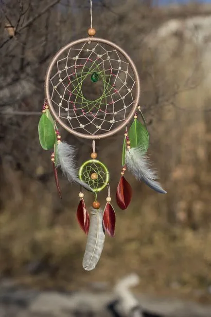 DreamCatcher с ръцете си, които се опитват!