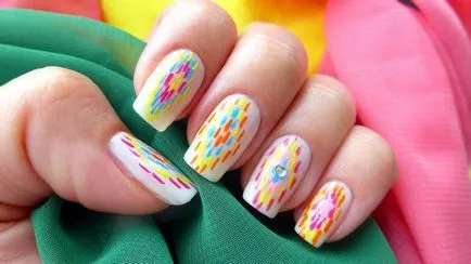 Fashion Nails шарени 2017-2018 - снимка идеи, красив маникюр с модел на къси и дълги