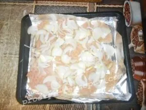 Месо на френски с картофи и гъби в рецептата на фурна със снимка