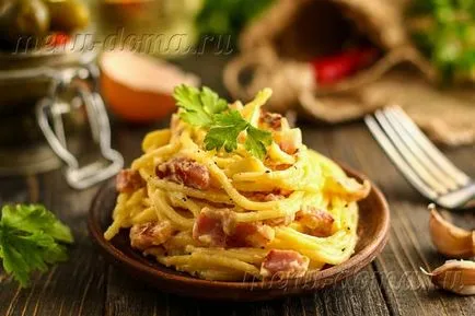 Паста карбонара рецепта с класически снимки, готвач у дома (рецепта) Паста карбонара рецепта с класически снимки, се готви у дома