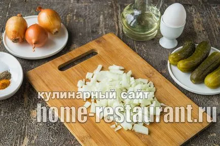 Банички от бутер тесто със сирене, пиле и картофи (сурови) Торти бутер тесто със сирене, пиле и картофи