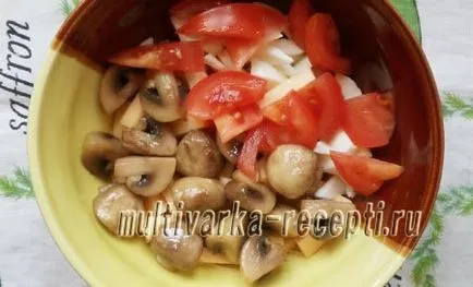 Салата с домати гъби и сирене