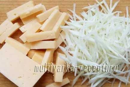 Салата с домати гъби и сирене