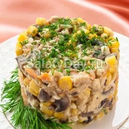 Пилешки салата с гъби - вкусни и подходящи за всяка диета рецепта със снимки и видео