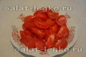 Saláta babbal és paradicsommal