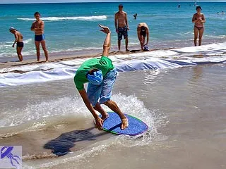 Сърфиране, уиндсърфинг, кайтсърфинг, уейкборд, Skimboarding и други водни спортове