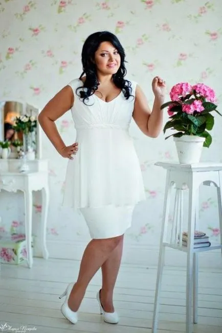 Сватбени рокли за жените с наднормено тегло булки през 2016 г. (60 снимки)