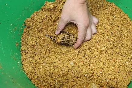 Csali keszeg a kezüket