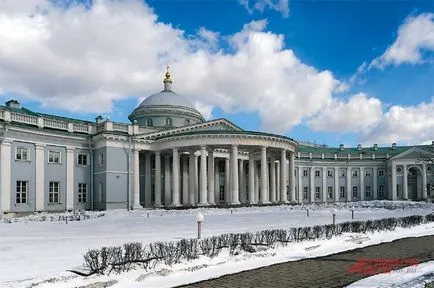 А трудно детство и блестяща кариера