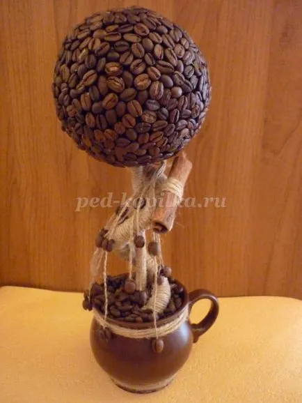 Topiary на кафе на зърна