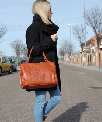 UGG 2016-2017 снимка модерни обувки да се носят с UGG ботуши с различни цветове през зимата (износване) UGG 2016-2017 снимка модерни обувки да се носят с UGG ботуши през зимата в различни цветове