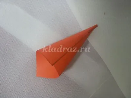 Декорация на стени с цветя, изработени от хартия с ръцете си (украса) Декорация на стени с цветя от хартия със собствените си ръце