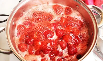 сладко от ягоди - Jam рецепти на ягода (ягода) Ягодов конфитюр - сладко от ягоди рецепти
