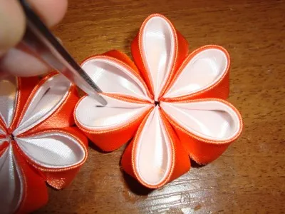 Kanzashi далии майсторски клас