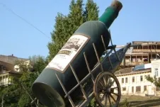 Chacha пие това, което е