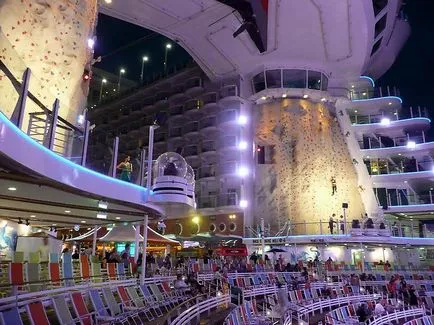 A hajó több mint Titanic A hajó több mint Titanic