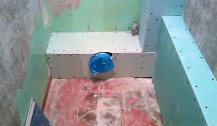 Как да се скрие тръбата в стаята