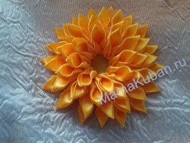 Kanzashi далии майсторски клас