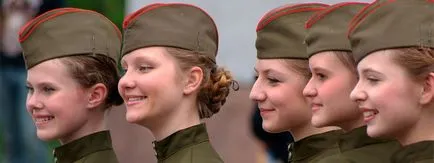 Как са момичетата в армията