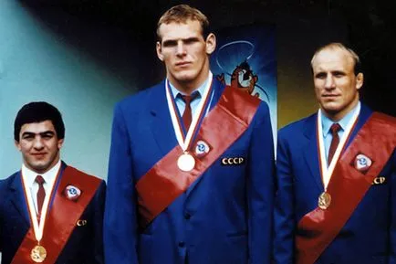 Какво с Karelin