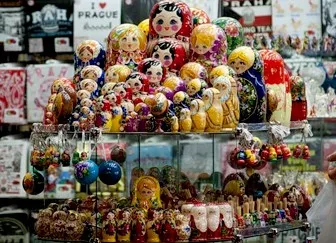 Които продават на туристи