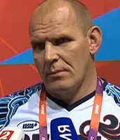 Какво с Karelin