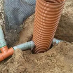 Как да се осигури оттичане на водата от района Как да се осигури оттичане на водата от района