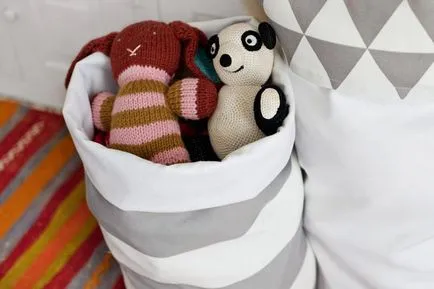 Под играчките със собствените си ръце