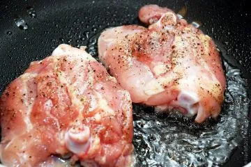 Пържено пиле с гъби