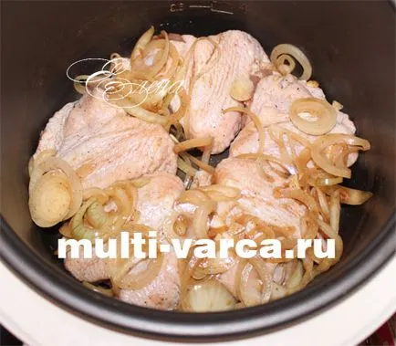 Пилешки бедра с картофи в multivarka