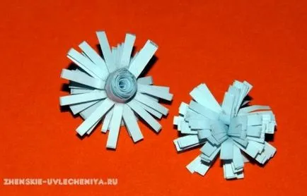 Пощенска картичка с ръцете си от нещо набрано Пощенска картичка с ръцете си от нещо набрано