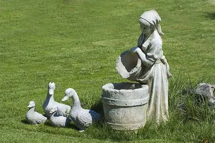 Ръце с техните ръце Garden