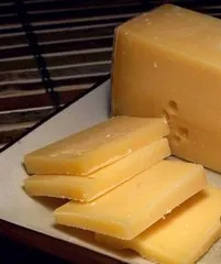 Какво се случва, ако има много сирене Какво се случва, ако има много сирене