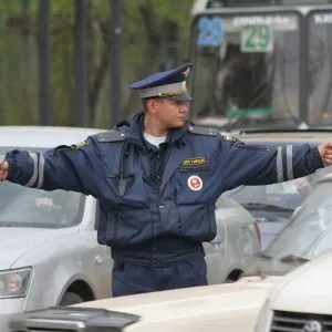 Как да направя светофарите
