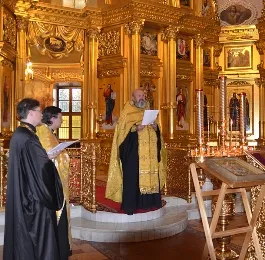 Молитва в манастира